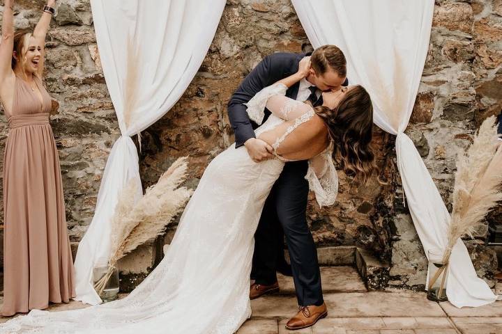 Ceremony & Arch Set Up