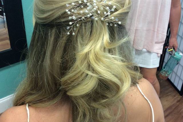 SWANK blow dry bar