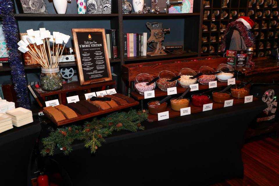 SELF-SERVE S'MORE STATION