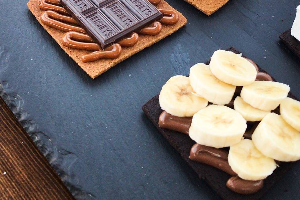 POP-UP S'MORES BAR