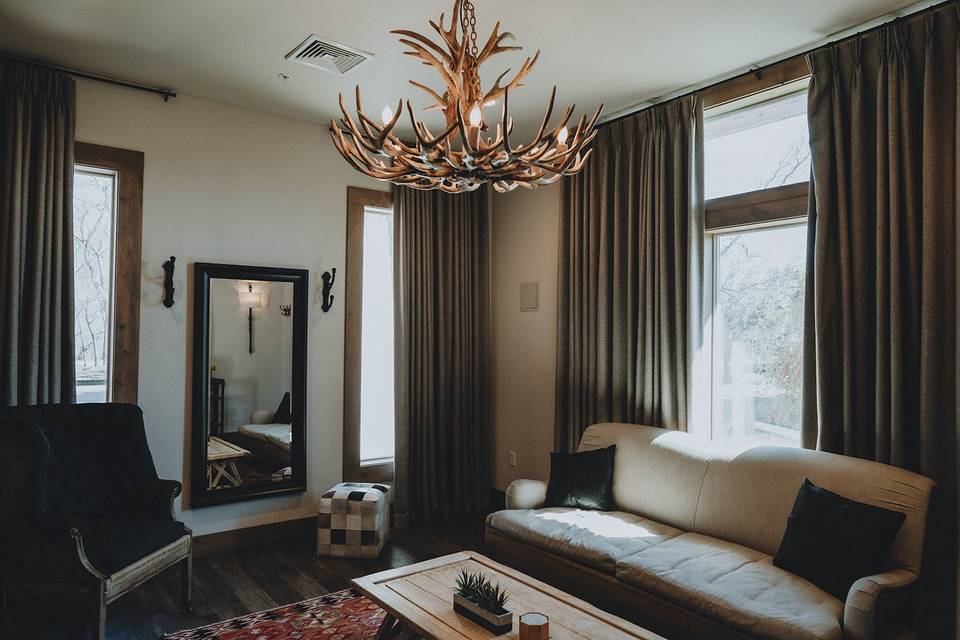 Front Lounge