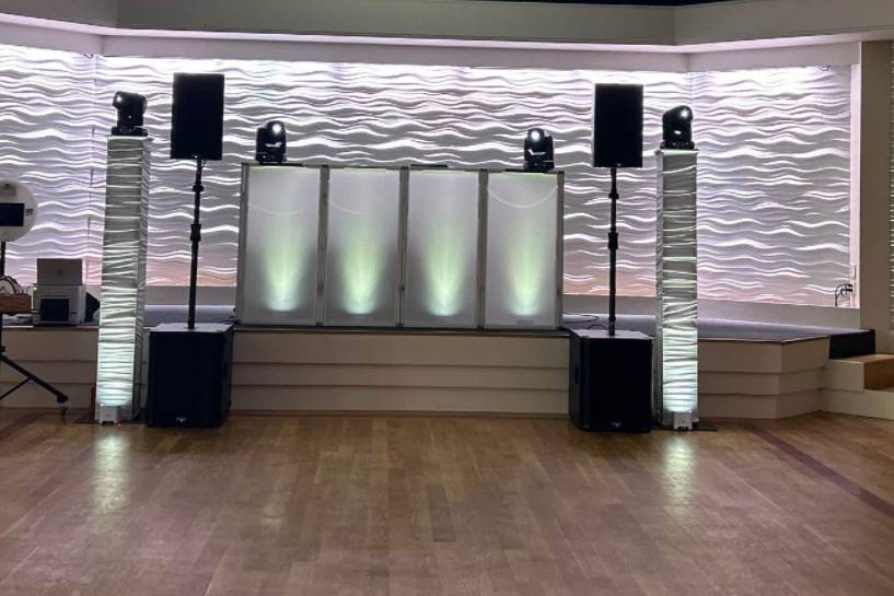 Custom All White Set Up