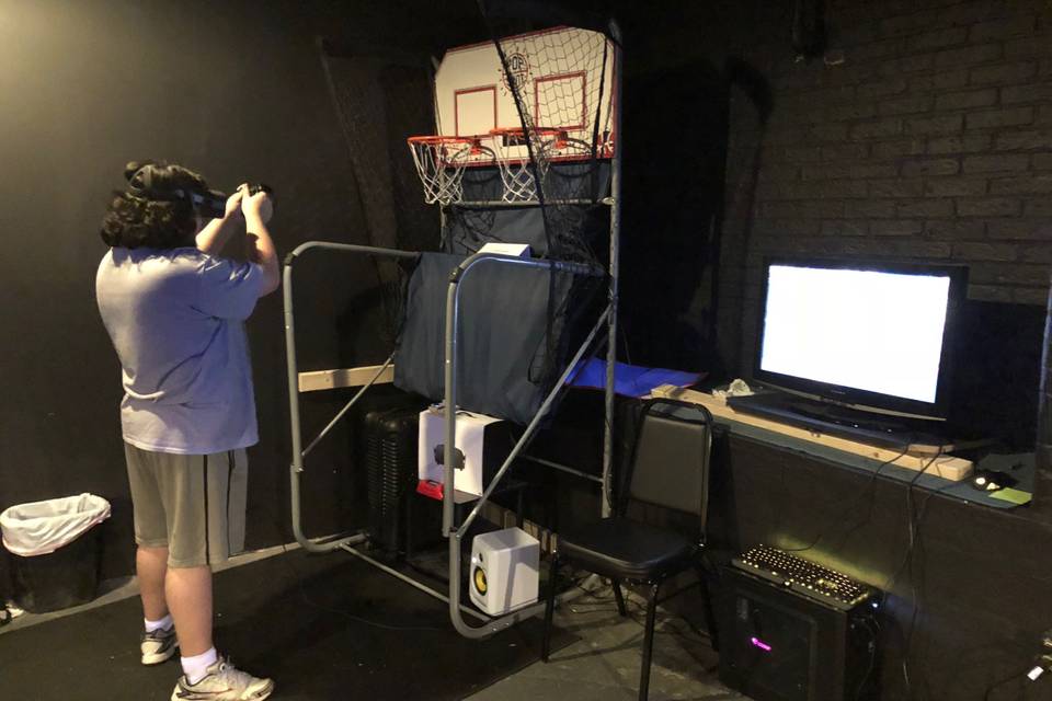 Vr near basketball