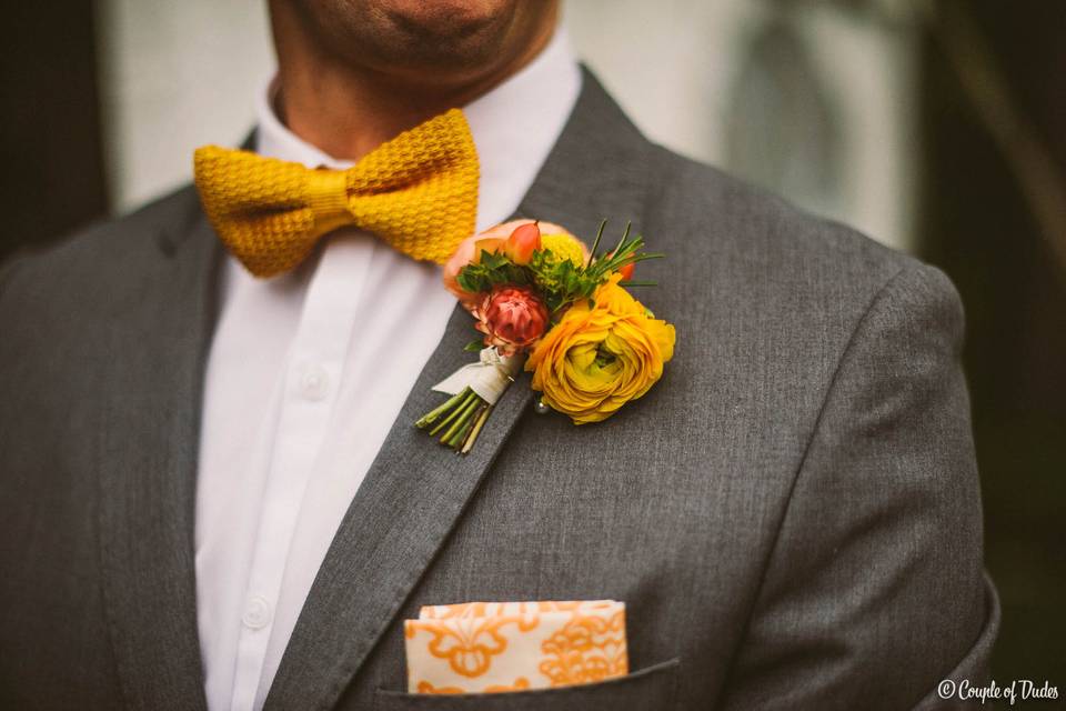 Yellow tie