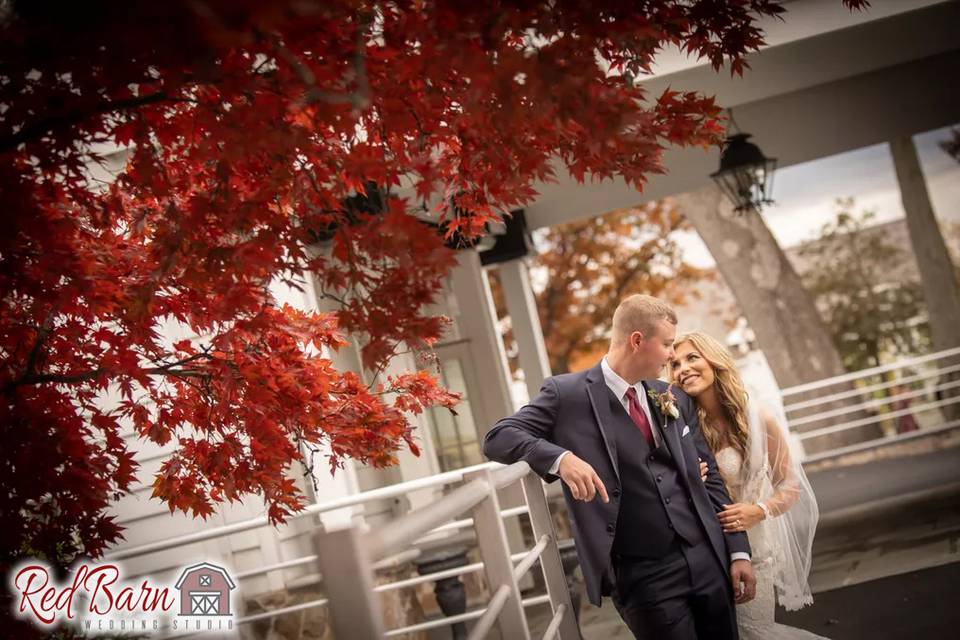 Red Barn Wedding Studio