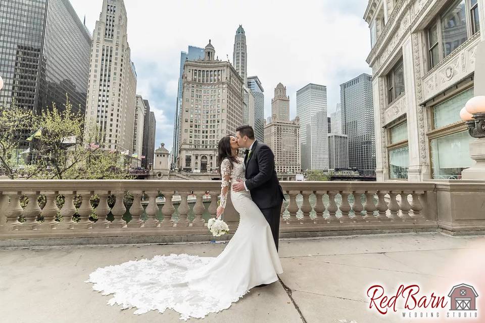 Red Barn Wedding Studio