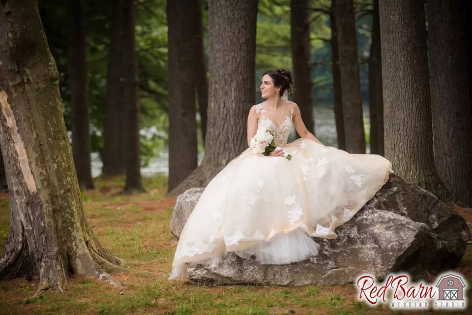 Red Barn Wedding Studio