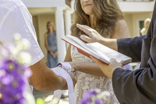 Tying the knot