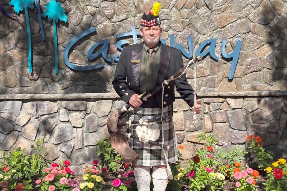 Castaway Burbank Bagpiper
