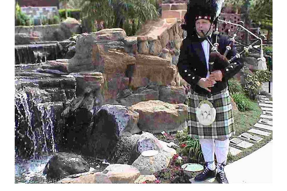 Westlake Village Inn Piper