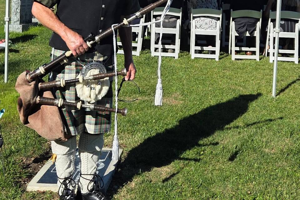 Bagpipes & Scottish Drums
