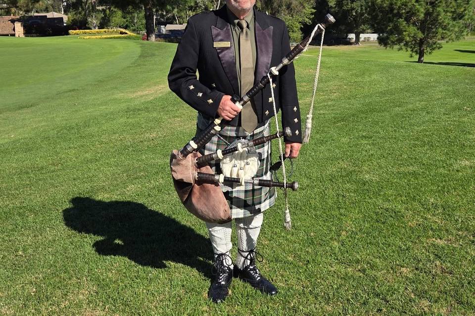 Bagpipes & Scottish Drums