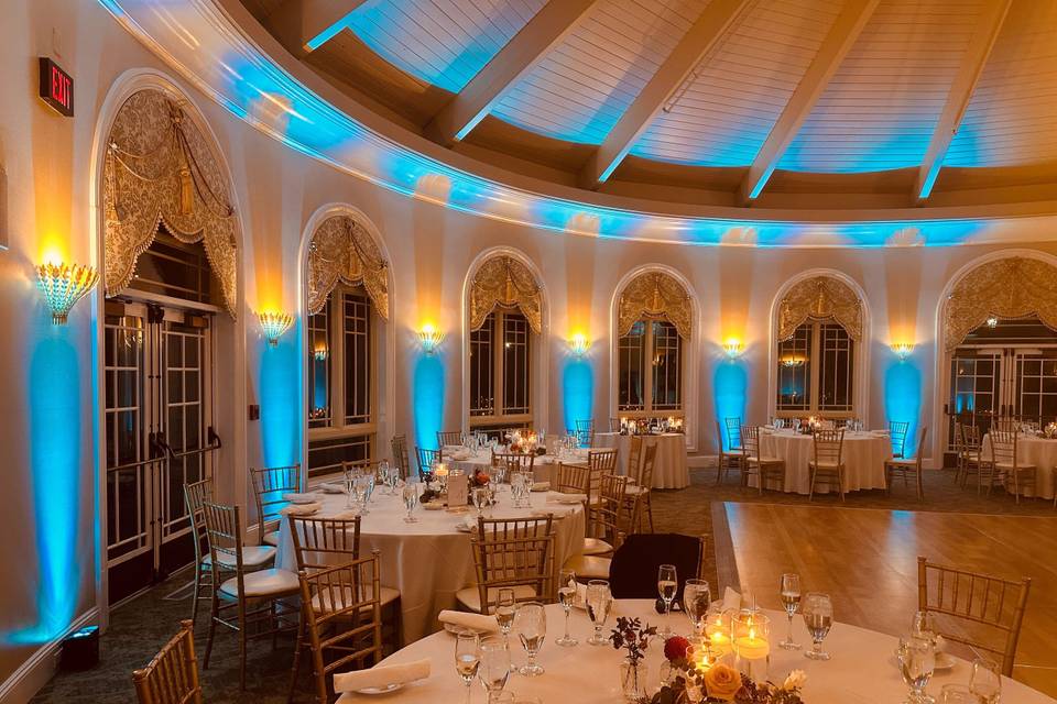 Teal uplighting