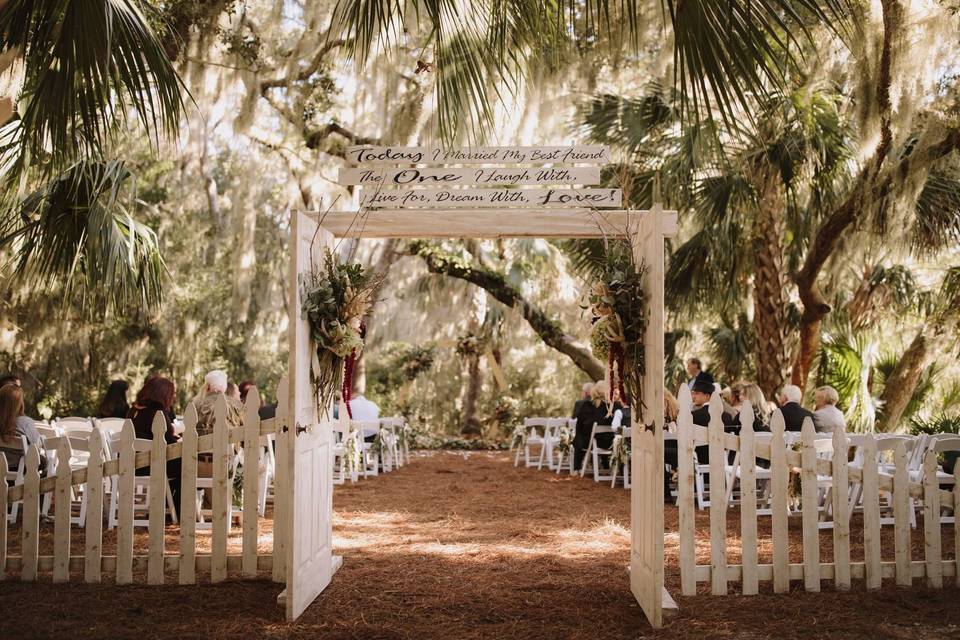 Boho Chic Wedding Ceremony