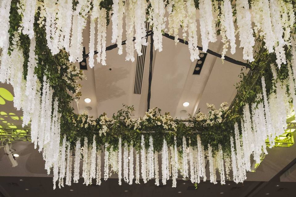 Grand ceiling floral
