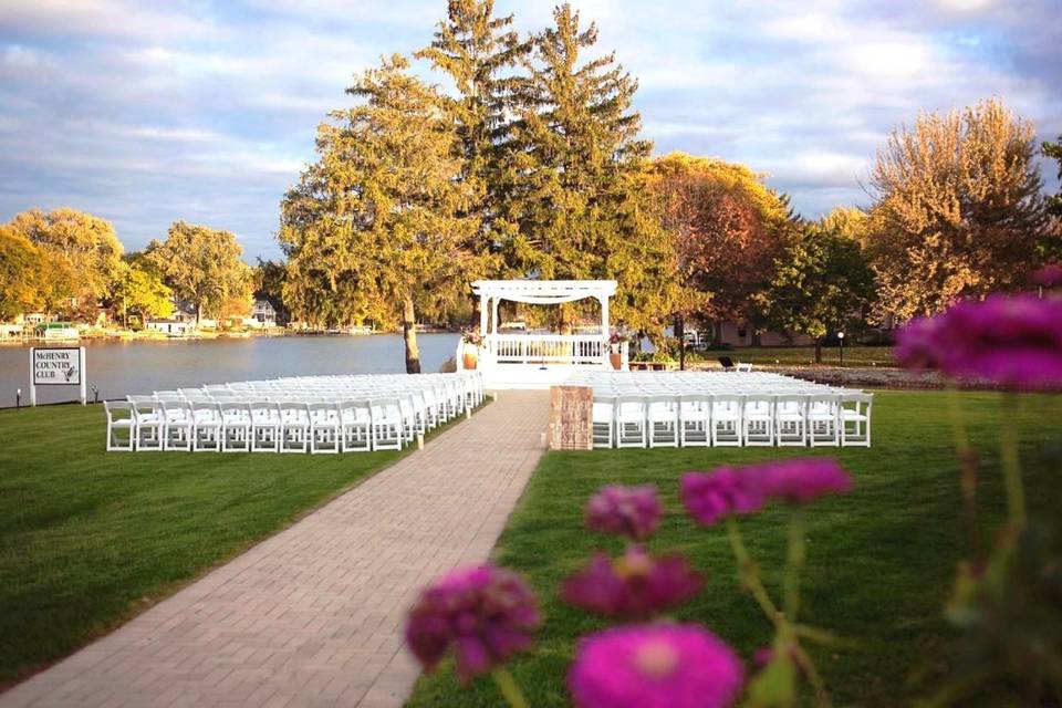 Outdoor wedding venue