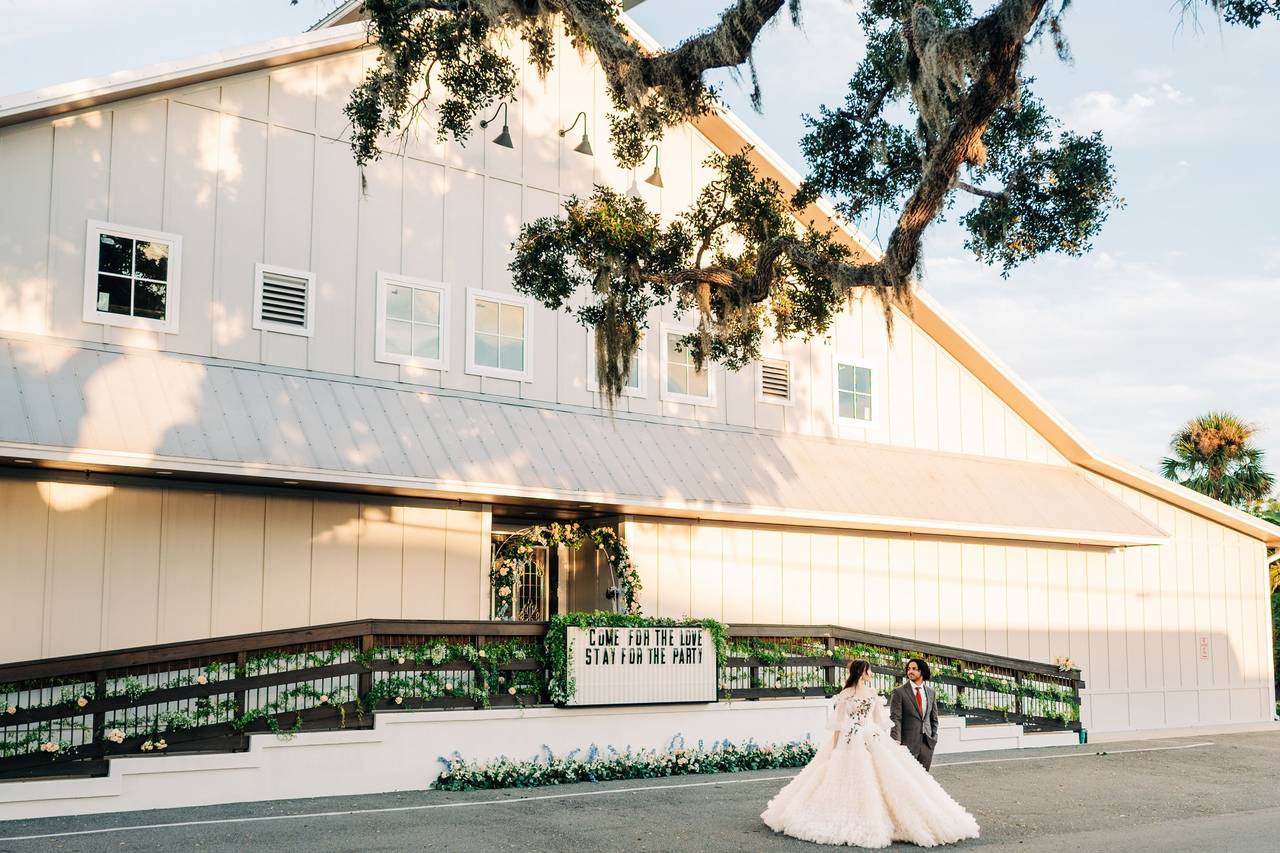 The Grand 721 - Barn & Farm Weddings - New Smyrna Beach, FL - WeddingWire