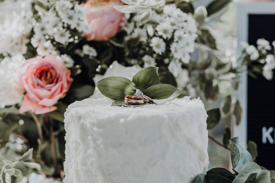 Square Inn Wedding Cake
