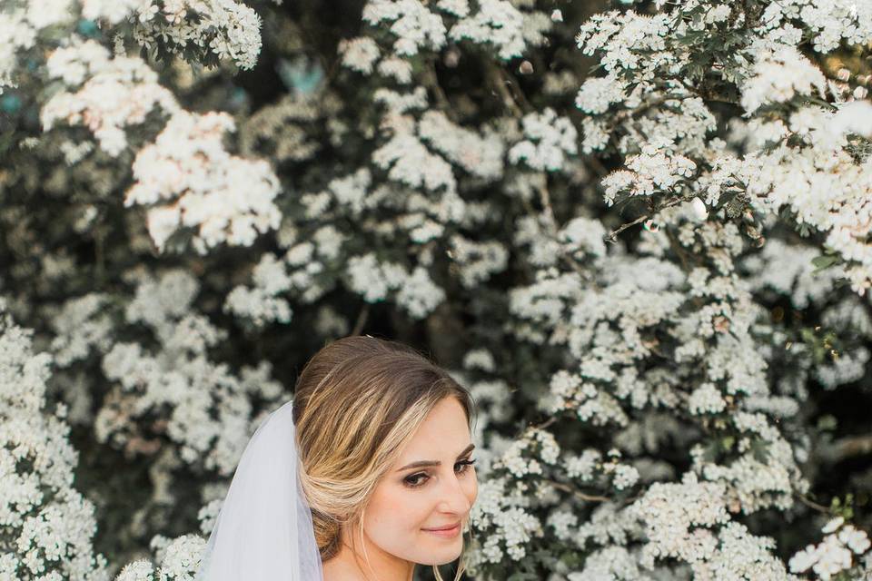 Classic bridal look