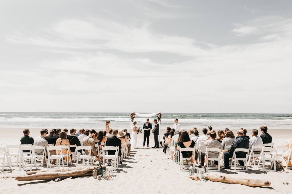 Oregon Coast Beach ceremony