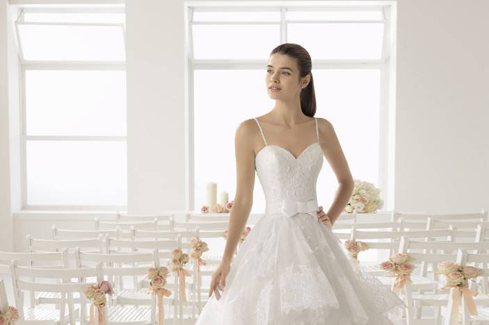 AIRE BARCELONA	BARIS		Brides want a design that makes them feel unique and special on their big day. In this beaded embroidery lace dress with sweetheart-neckline bodice, fitted waist, and dreamy flounced skirt, you’ll feel like a modern-day princess!