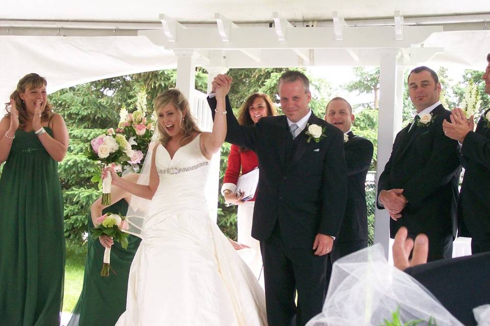 Stevi Hanson Wedding Officiant