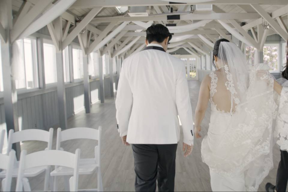 Aisle Walk