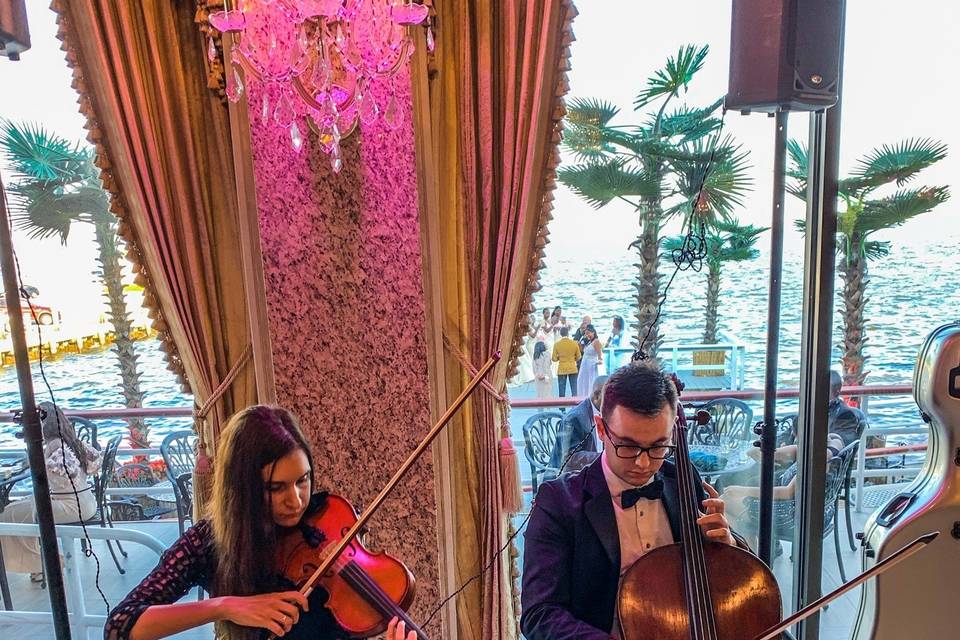 String Duo-Chateau La Mer