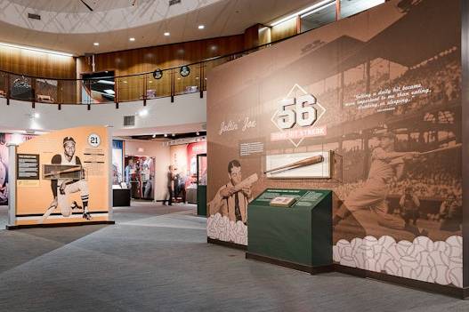 Louisville Slugger Museum
