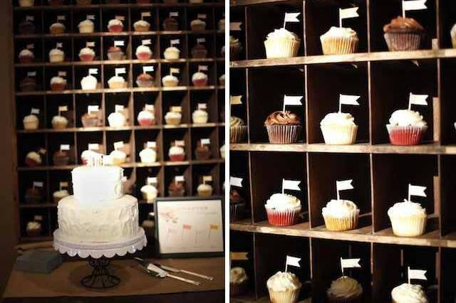 Mark and Kate's Vintage Wedding Cupcakes