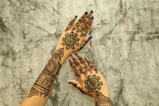 Pin by Parul Jain on Mehendi design 2017 | Buy henna, Indigo powder for hair,  Henna designs hand