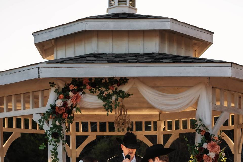Bride & Groom