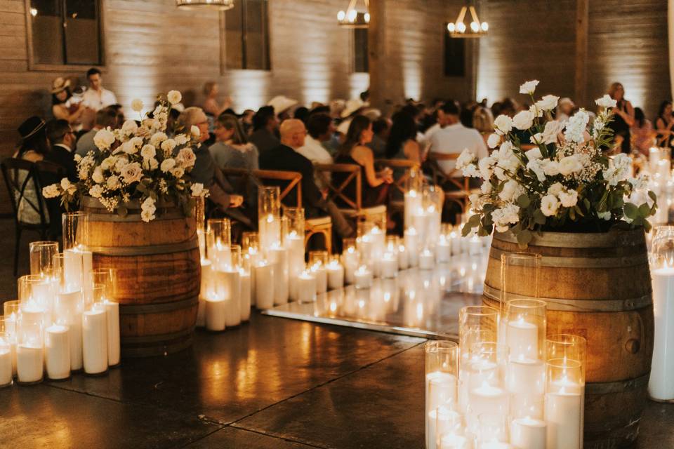 Romantic ceremony aisle