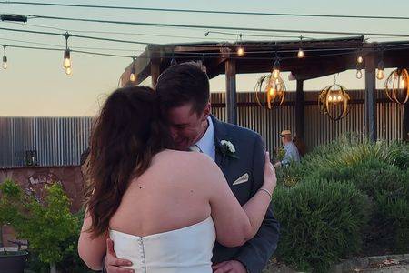 Jen dan first dance