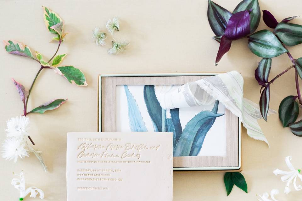 Gorgeous invitation suite