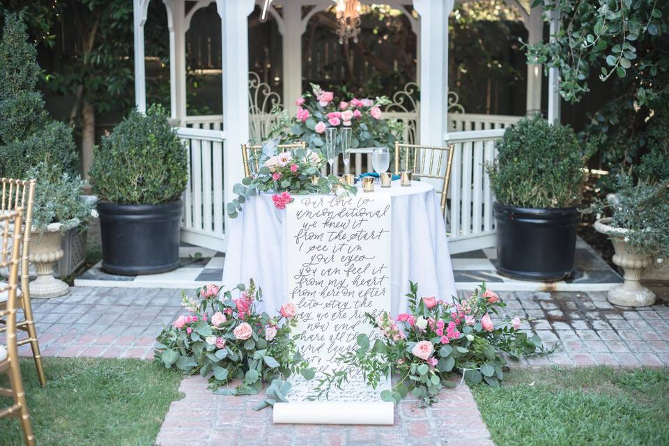 Sweetheart table