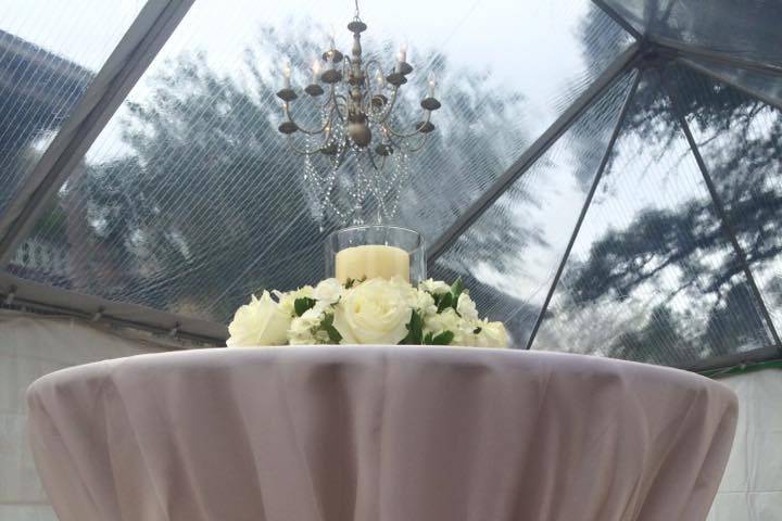 White cocktail table