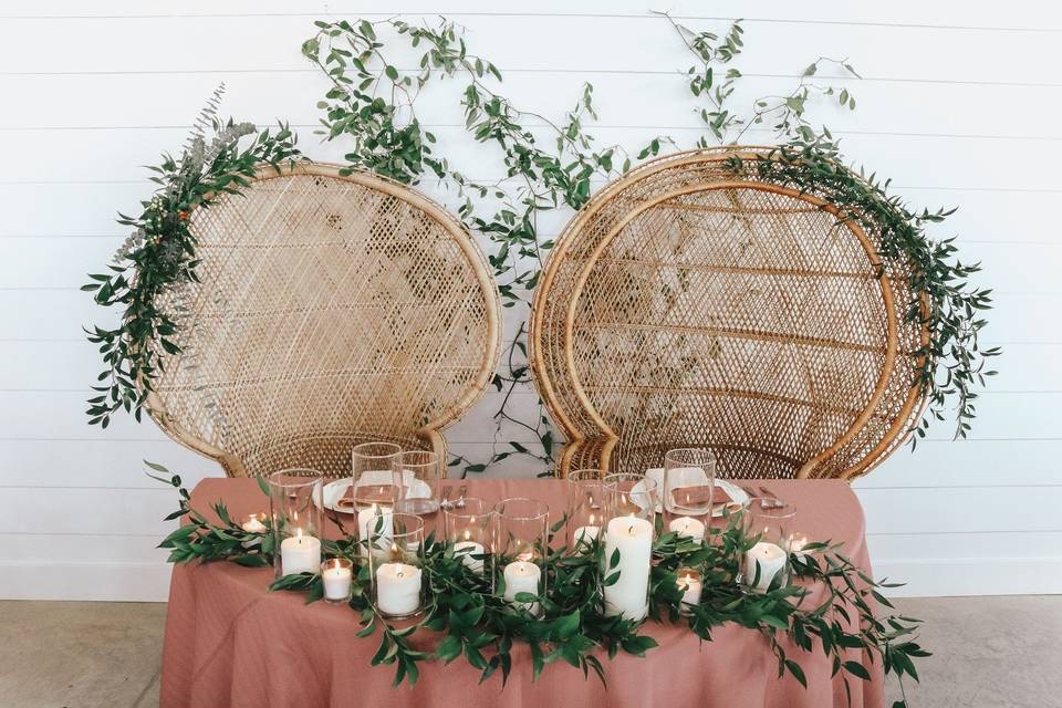 Romantic sweetheart table