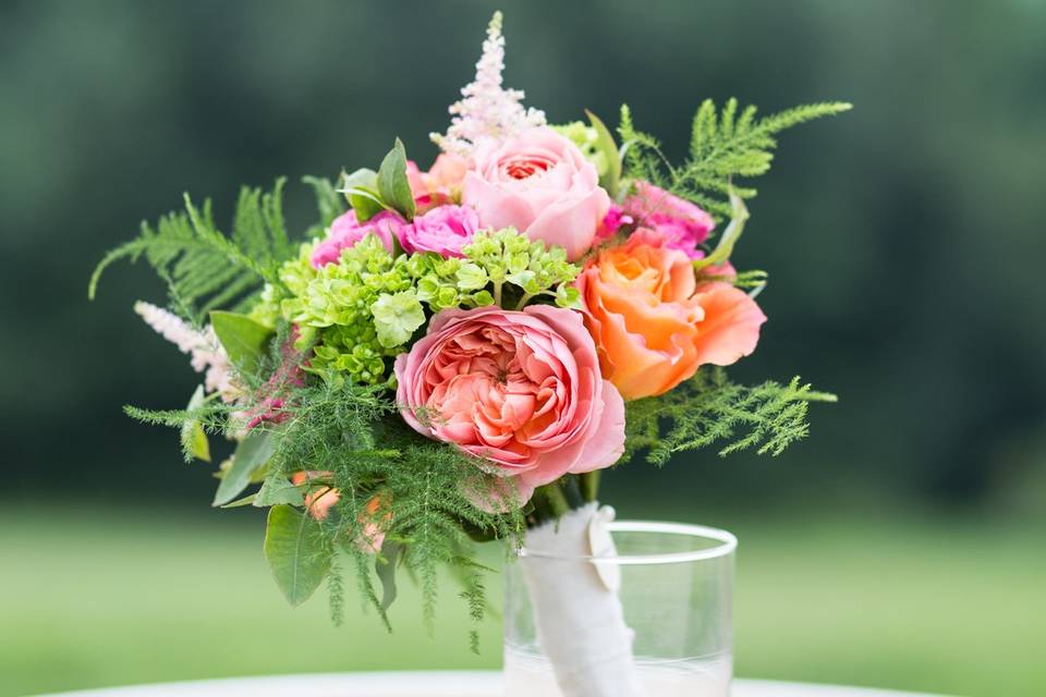 Build A White Spray Rose Boutonniere from Copper Penny Flowers