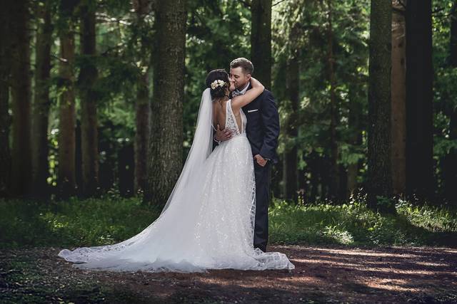 Lindsay Jones Photography LLC