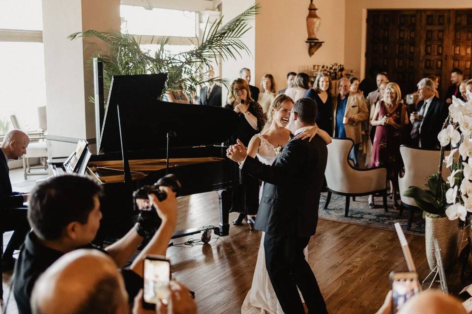 Cocktail hour & First Dance