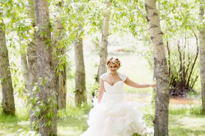 The Wedding Seamstress