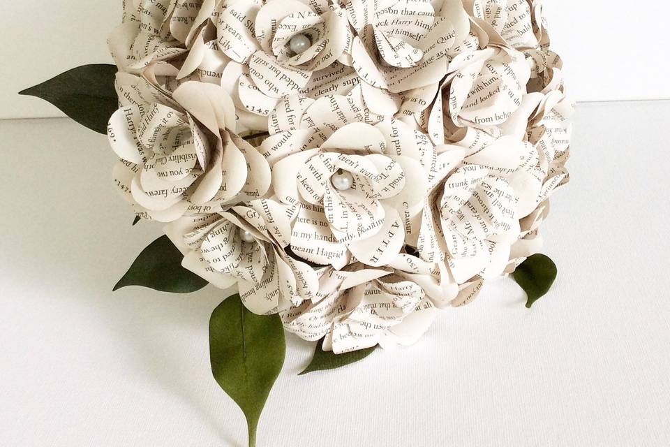 18 Blossom Book Bouquet