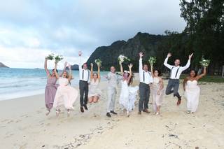 Waimanalo Beach Cottages and Weddings