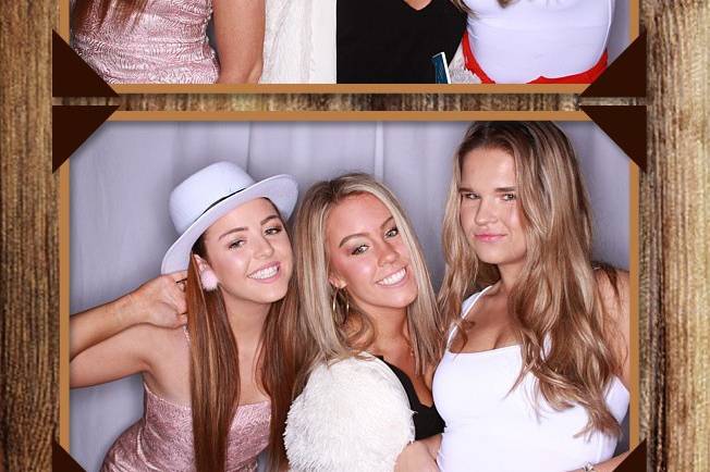 It Takes 2 Photo Booths