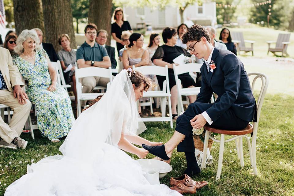 Backyard Cincinnati Wedding