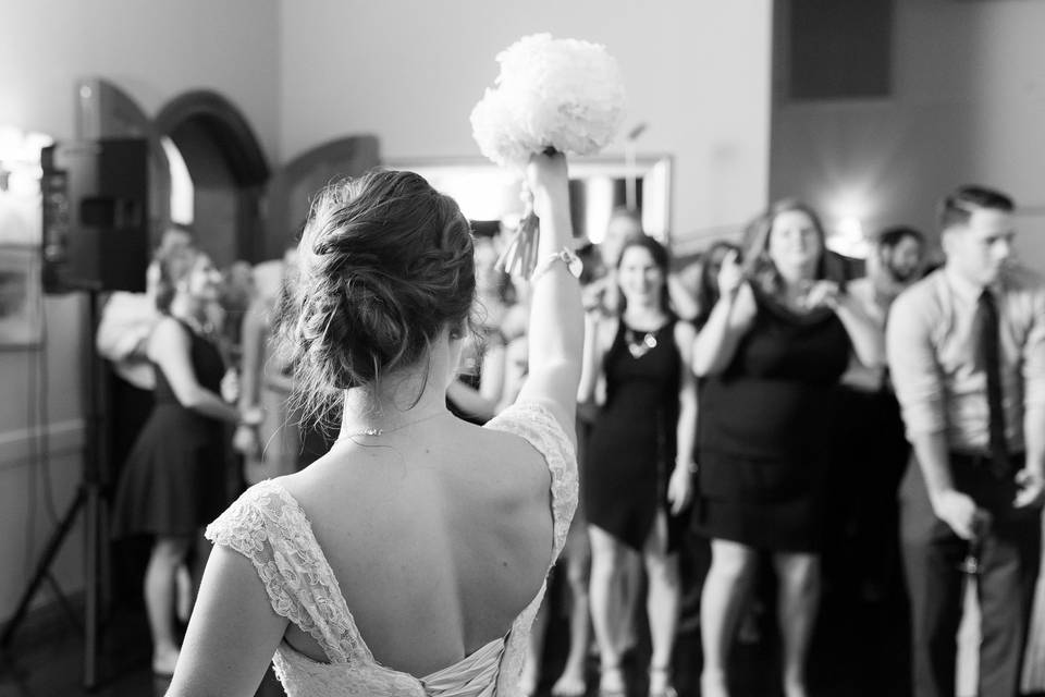 Bouquet toss