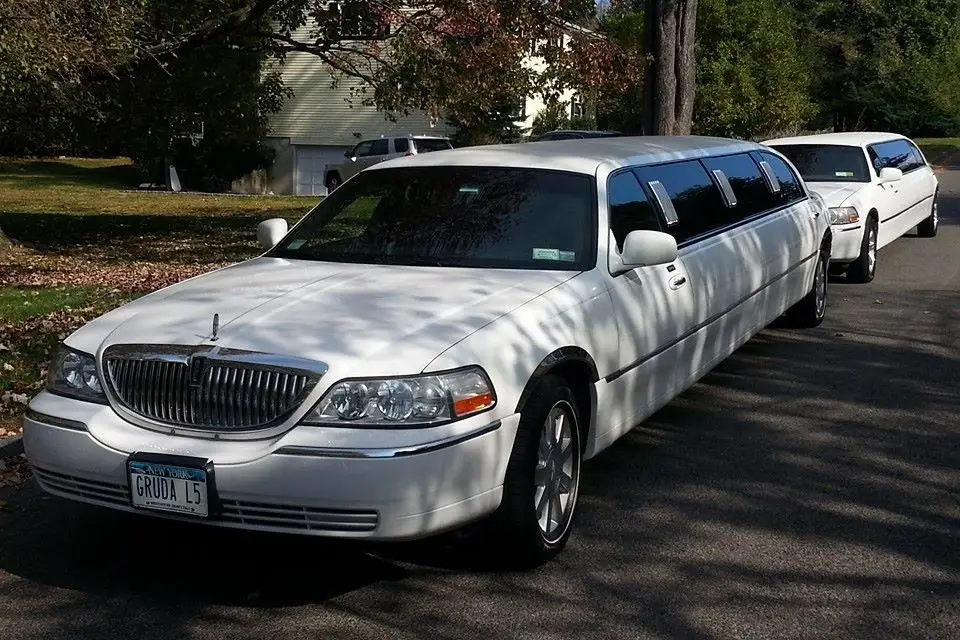 Gruda Limos - Transportation - Hartsdale, NY - WeddingWire