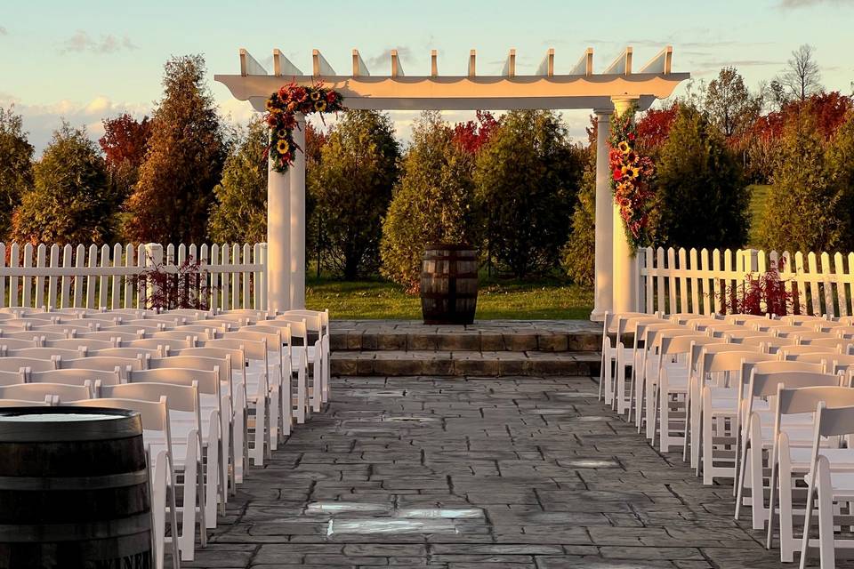 Pergola fall