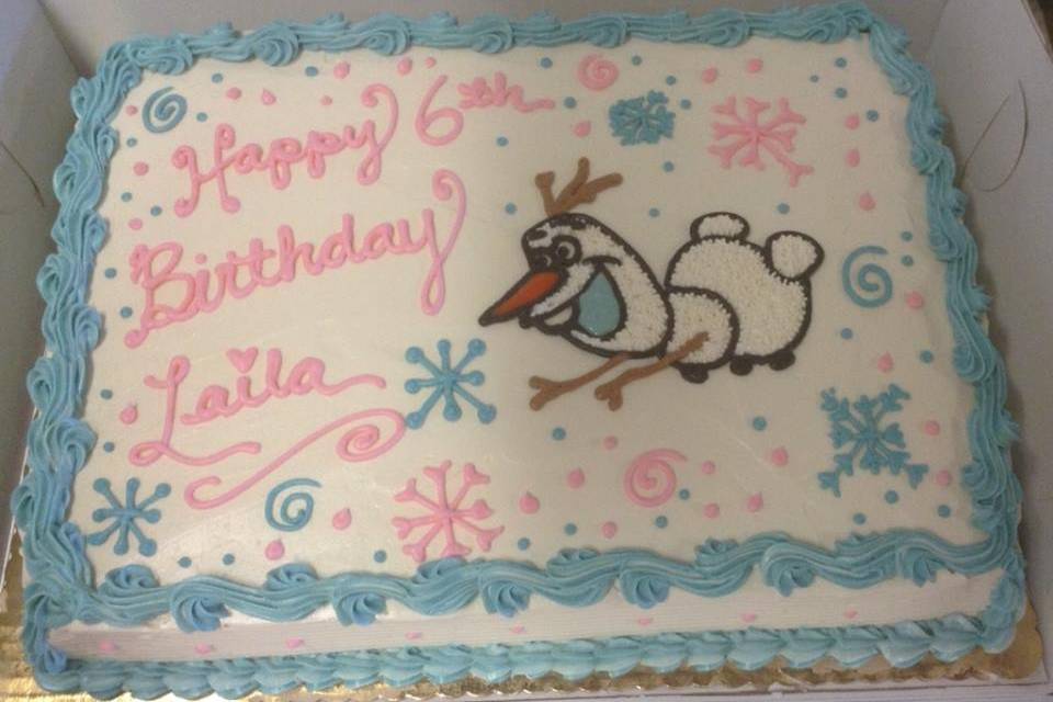 Snowman birthday cake